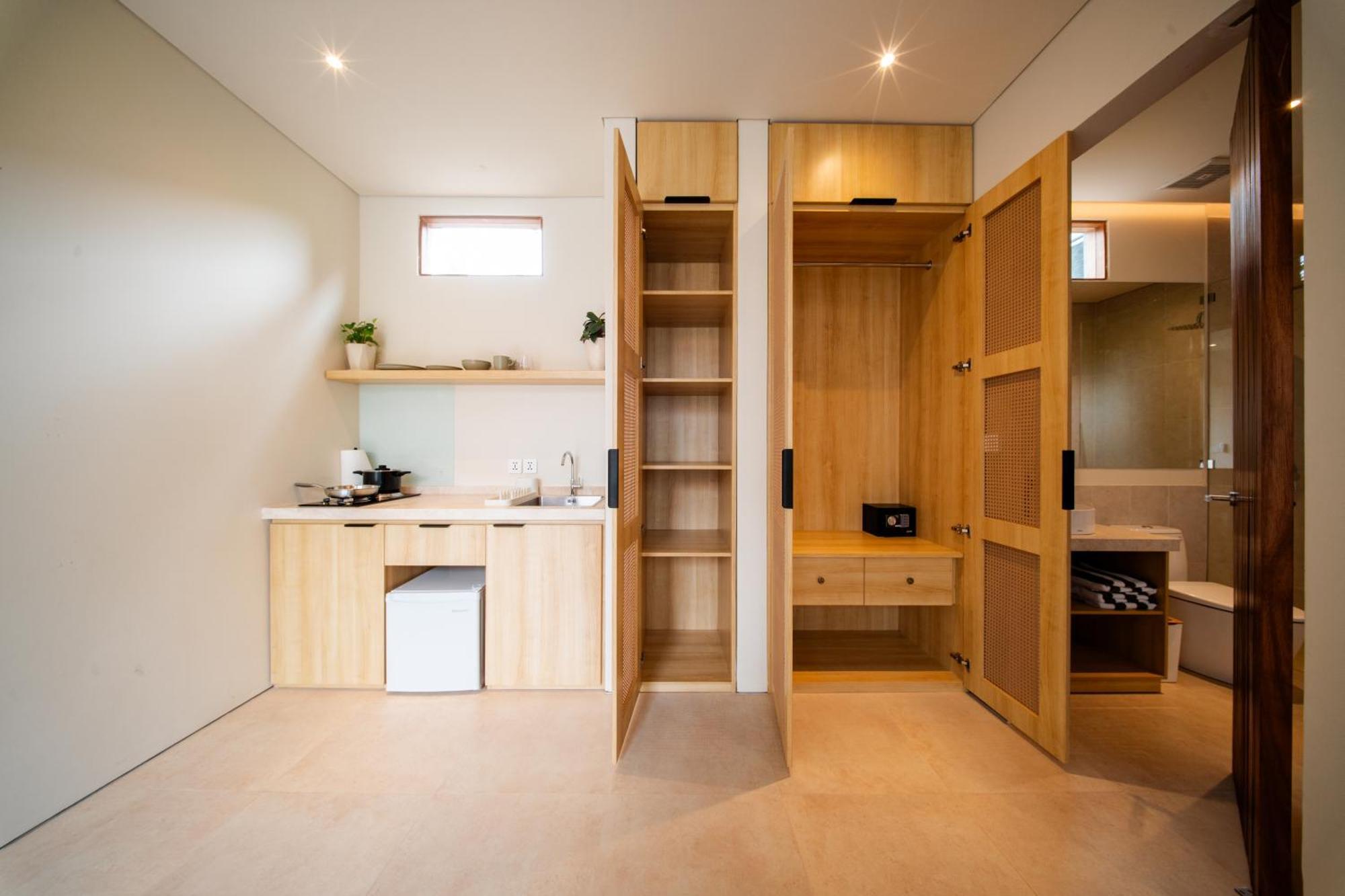 Thehub Pererenan Coworking, Pool And Rooftop 坎古 外观 照片