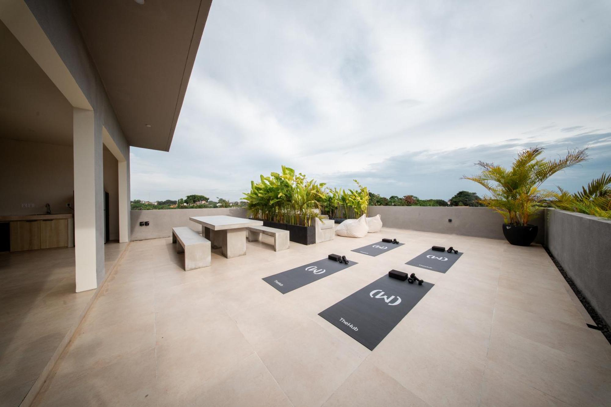 Thehub Pererenan Coworking, Pool And Rooftop 坎古 外观 照片