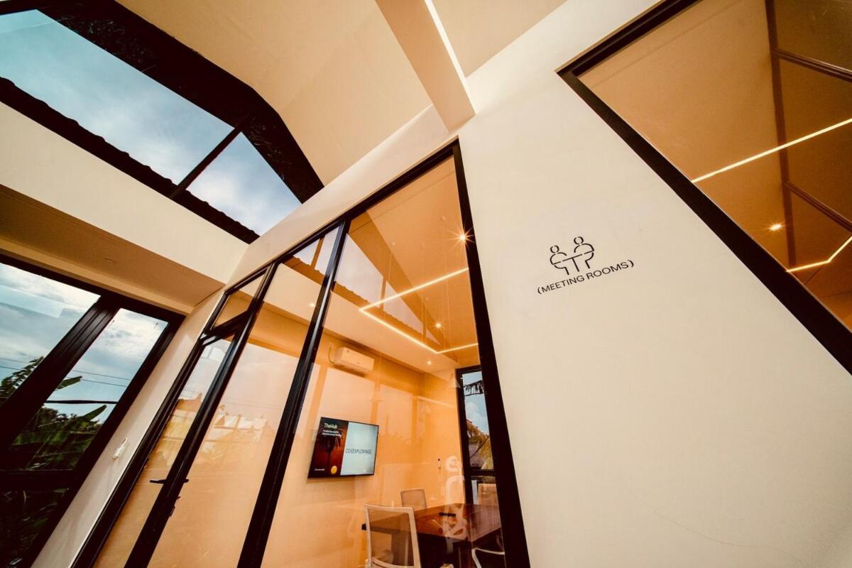 Thehub Pererenan Coworking, Pool And Rooftop 坎古 外观 照片